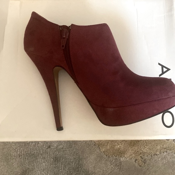 Aldo High Heeled Platform Booties - Picture 5 of 9